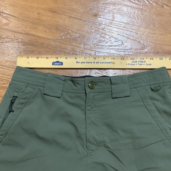 Filson Shorts - Picture 3 of 6